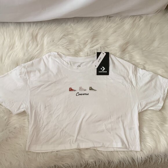 CONVERSE Sneakers Graphic Printed Cropped Tee in White Sz SMALL - Picture 1 of 3